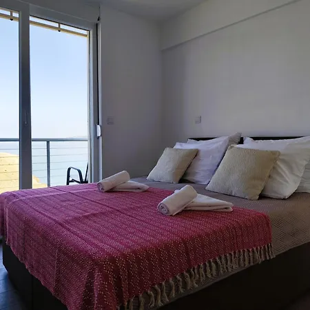 Sunset View Penthouse - Modern Three Bedroom With Amazing Sea View Apartment