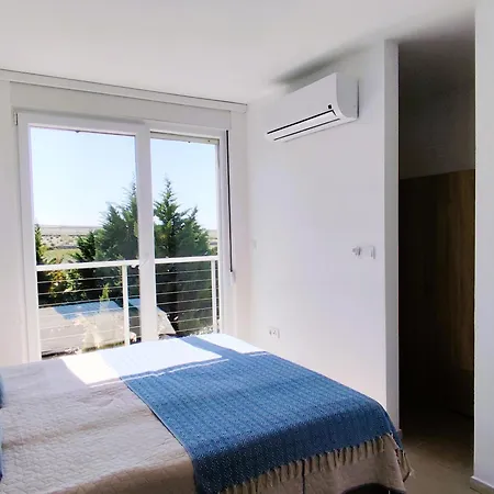 Apartment Sunset View Penthouse - Modern Three Bedroom With Amazing Sea View