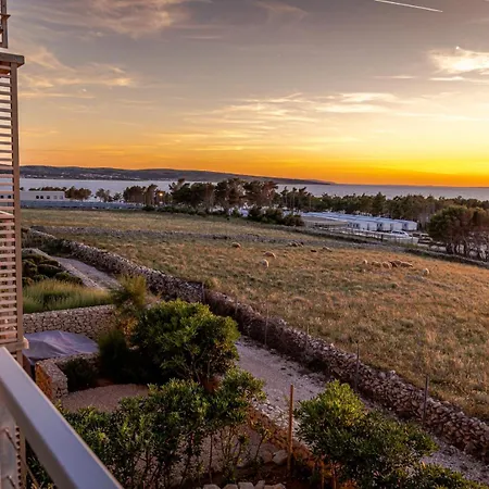 Sunset View Penthouse - Modern Three Bedroom With Amazing Sea View Apartment Povljana
